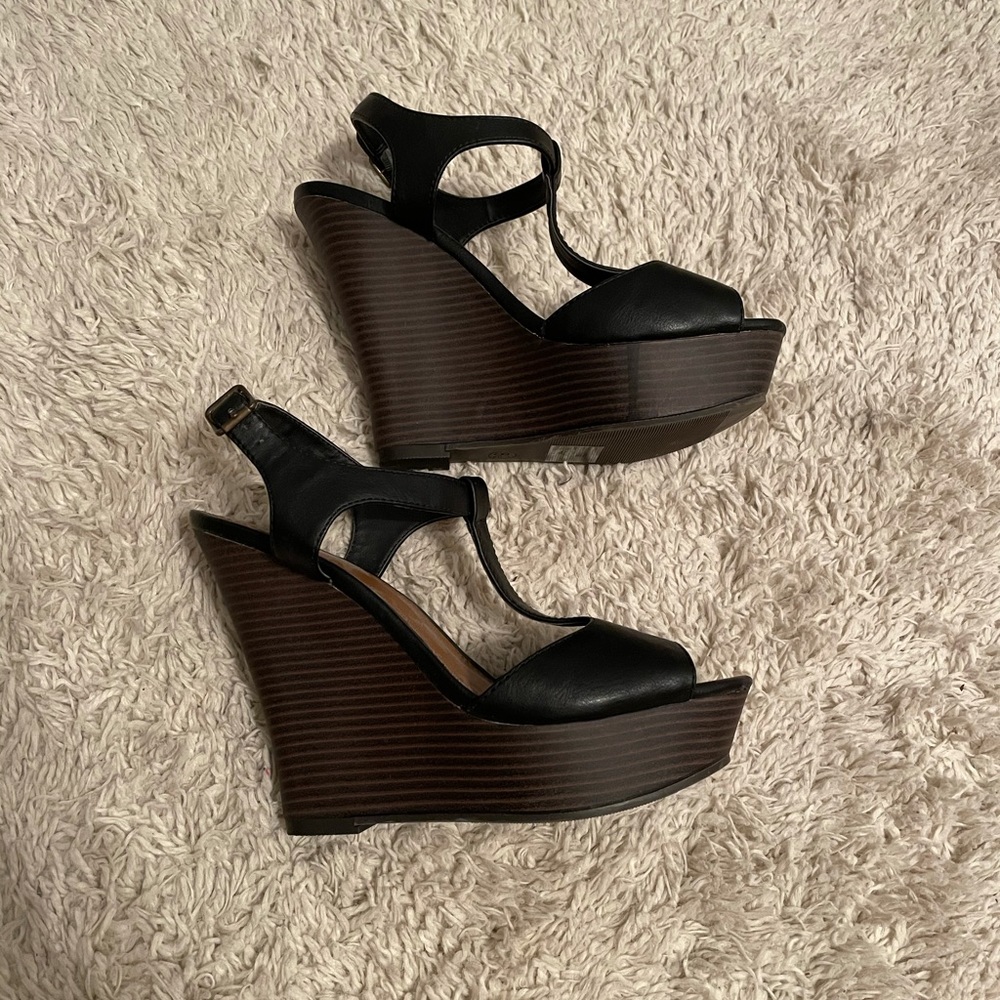 Candies Wedge Sandal-Never Worn